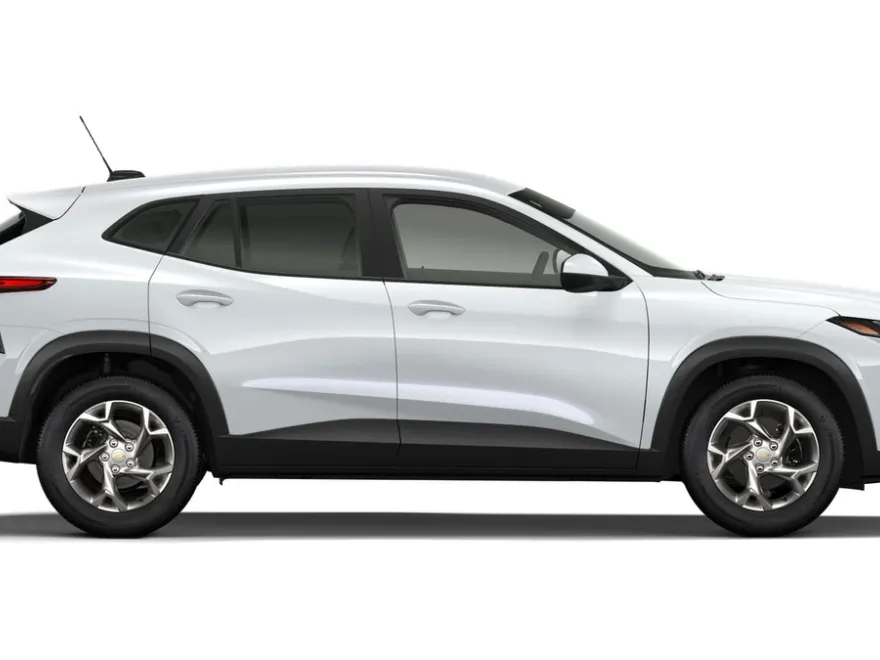 2026 Chevrolet Trax LS photo 1