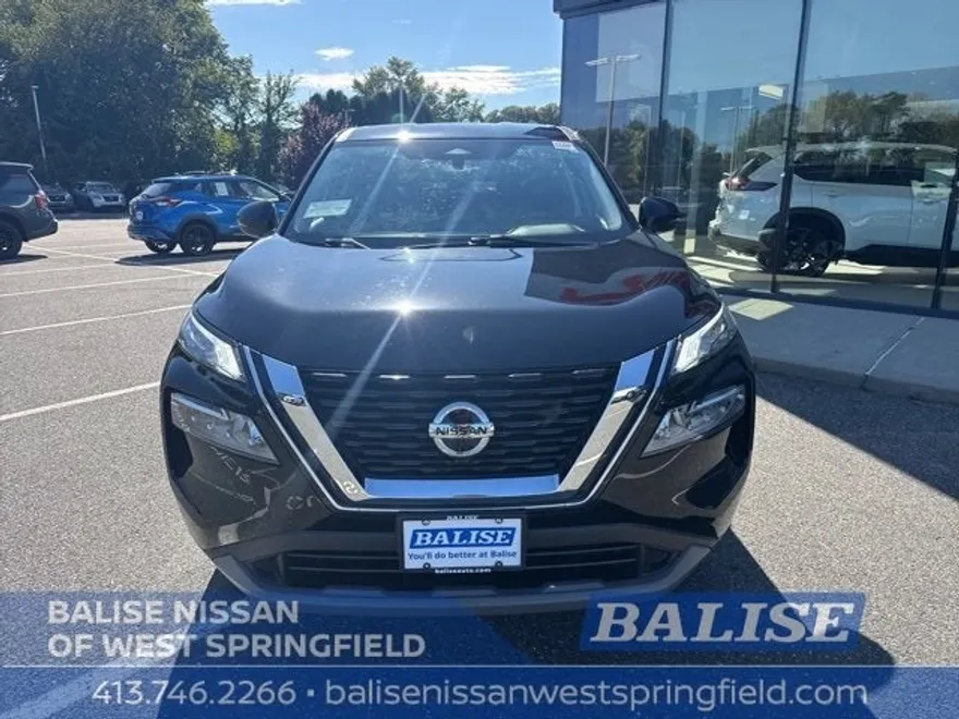 2021 Nissan Rogue SV photo 1