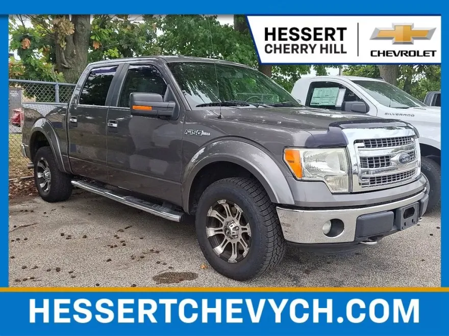 2013 Ford F-150 XLT photo 1