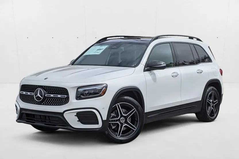 2024 Mercedes Benz GLB 250 photo 1
