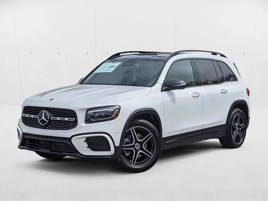 2024 Mercedes Benz GLB 250 photo 1