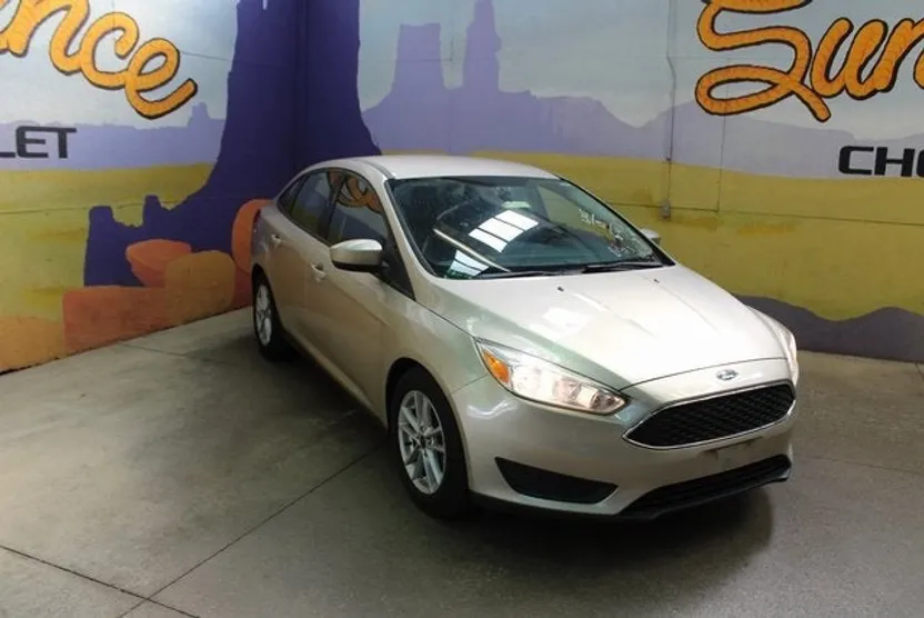 2018 Ford Focus SE photo 1