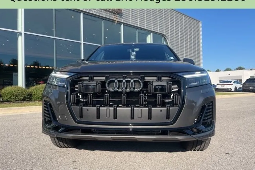 2026 Audi Q7 55 Premium photo 1
