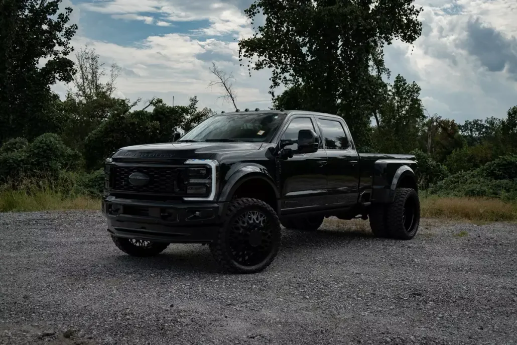 2024 Ford F-450 photo 1