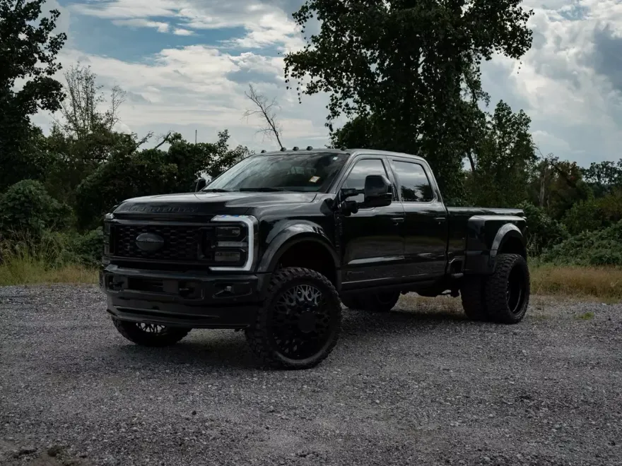 2024 Ford F-450 photo 1