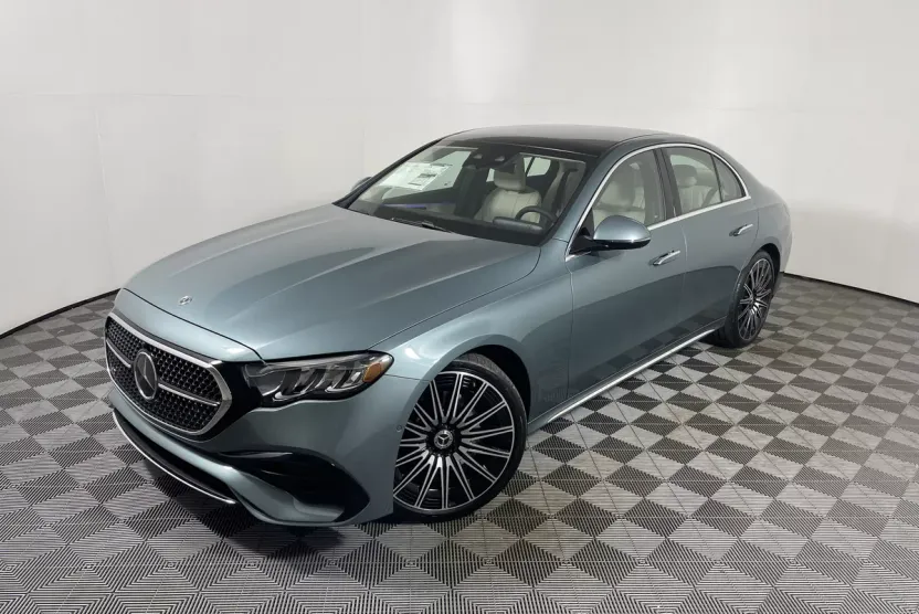 2026 Mercedes Benz E photo 1