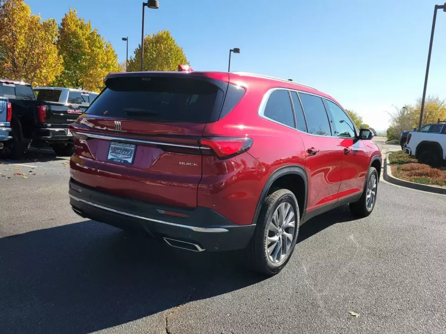 2026 Buick Enclave Preferred photo 1