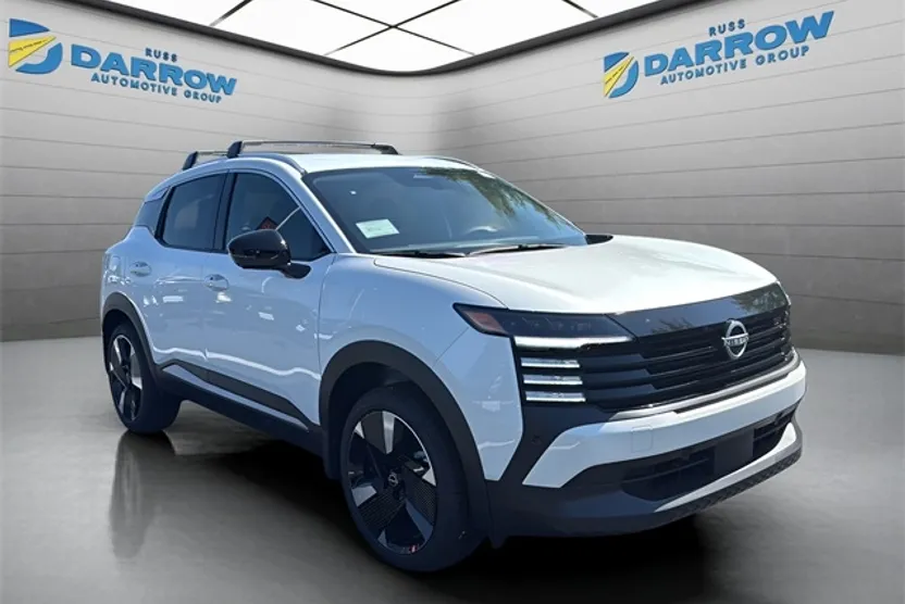 2026 Nissan Kicks SR photo 1