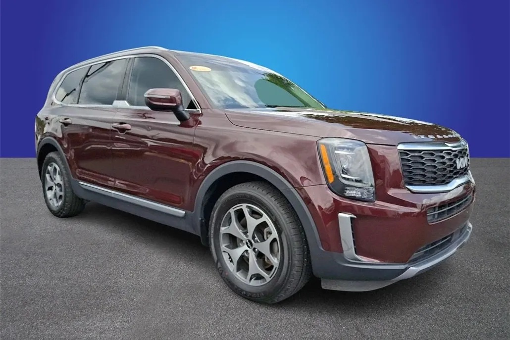 2022 Kia Telluride EX photo 1