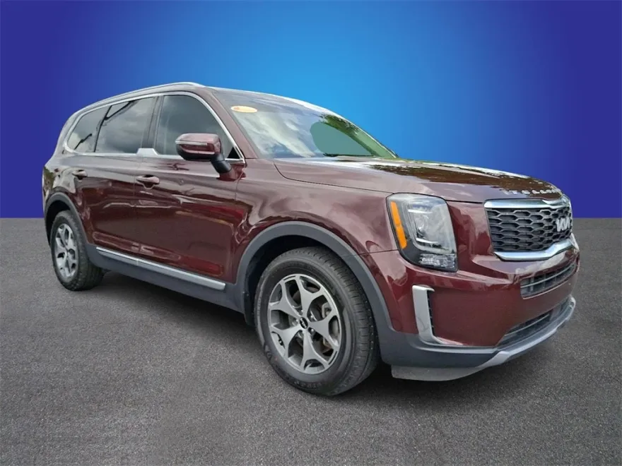 2022 Kia Telluride EX photo 1