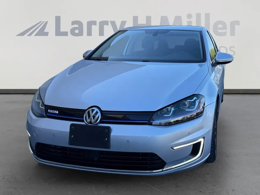 2016 Volkswagen e-Golf SEL Premium photo 1