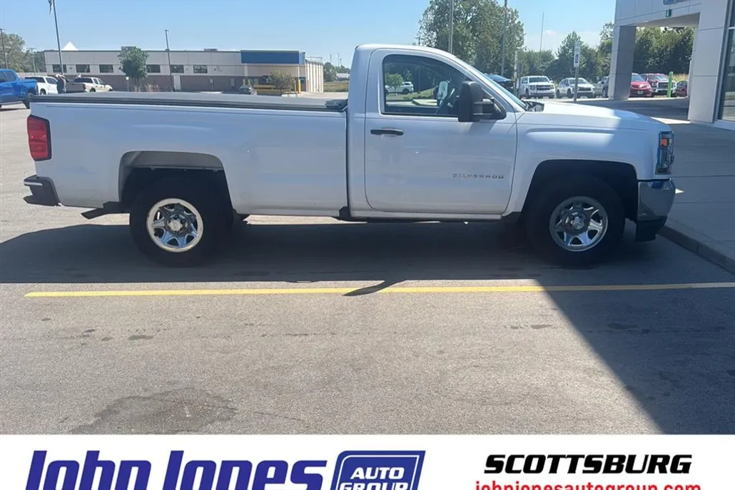 2018 Chevrolet Silverado 1500 LS photo 1