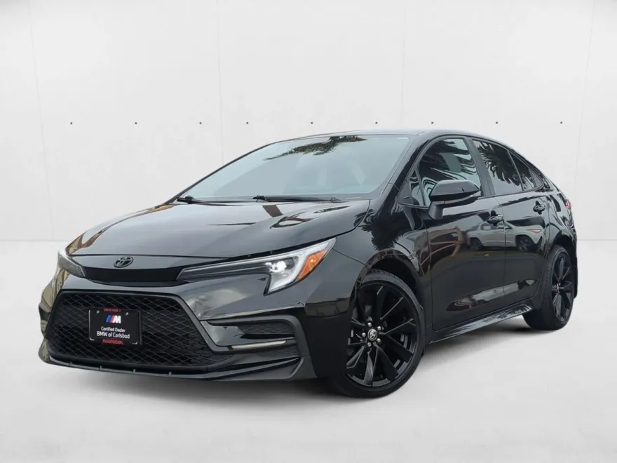 2024 Toyota Corolla SE photo 1