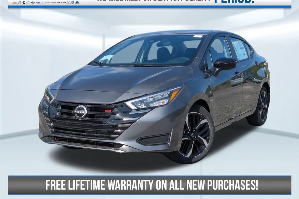 2025 Nissan Versa SR photo 1