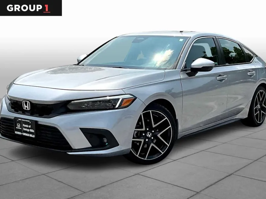 2023 Honda Civic Hatchback Sport Touring photo 1
