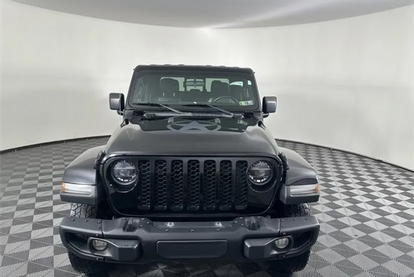 2021 Jeep Gladiator Sport photo 1