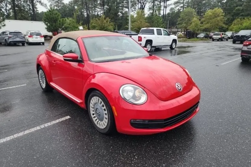 2014 Volkswagen Beetle 1.8T photo 1