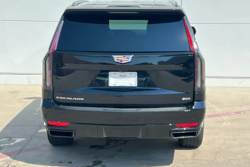 2024 Cadillac Escalade Sport Platinum photo 1
