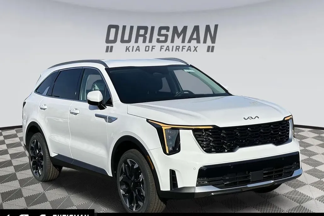 2025 Kia Sorento EX photo 1