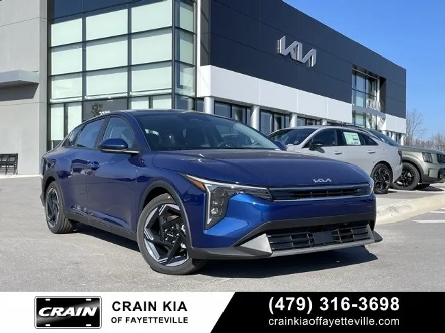 2025 Kia K4 EX photo 1
