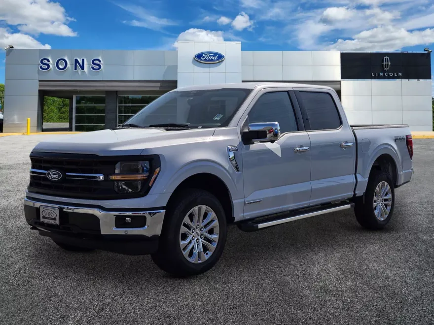 2025 Ford F-150 XLT photo 1