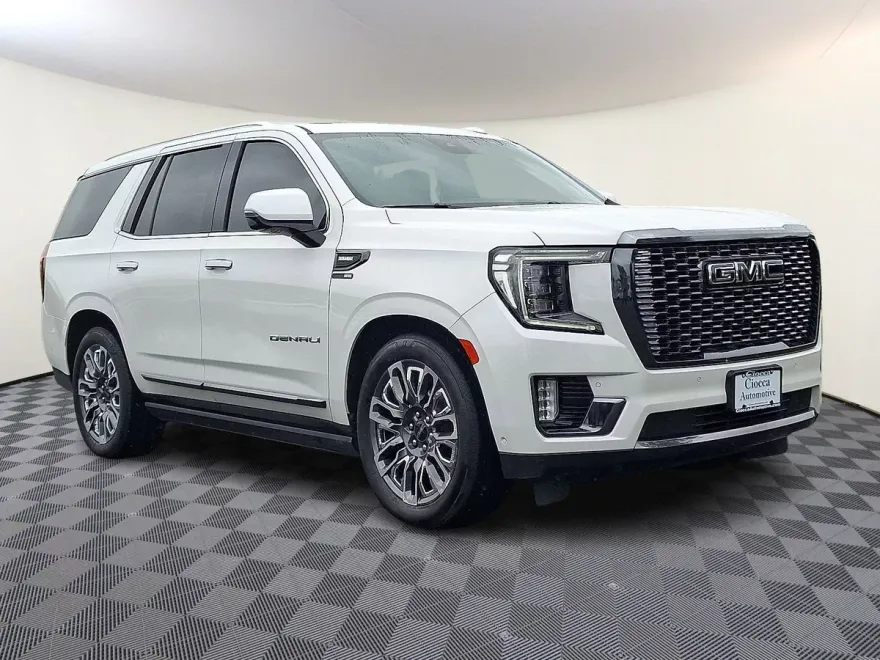 2023 Gmc Yukon Denali Ultimate photo 1