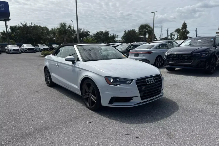 2016 Audi A3 Premium Quattro 2.0T Plus photo 1