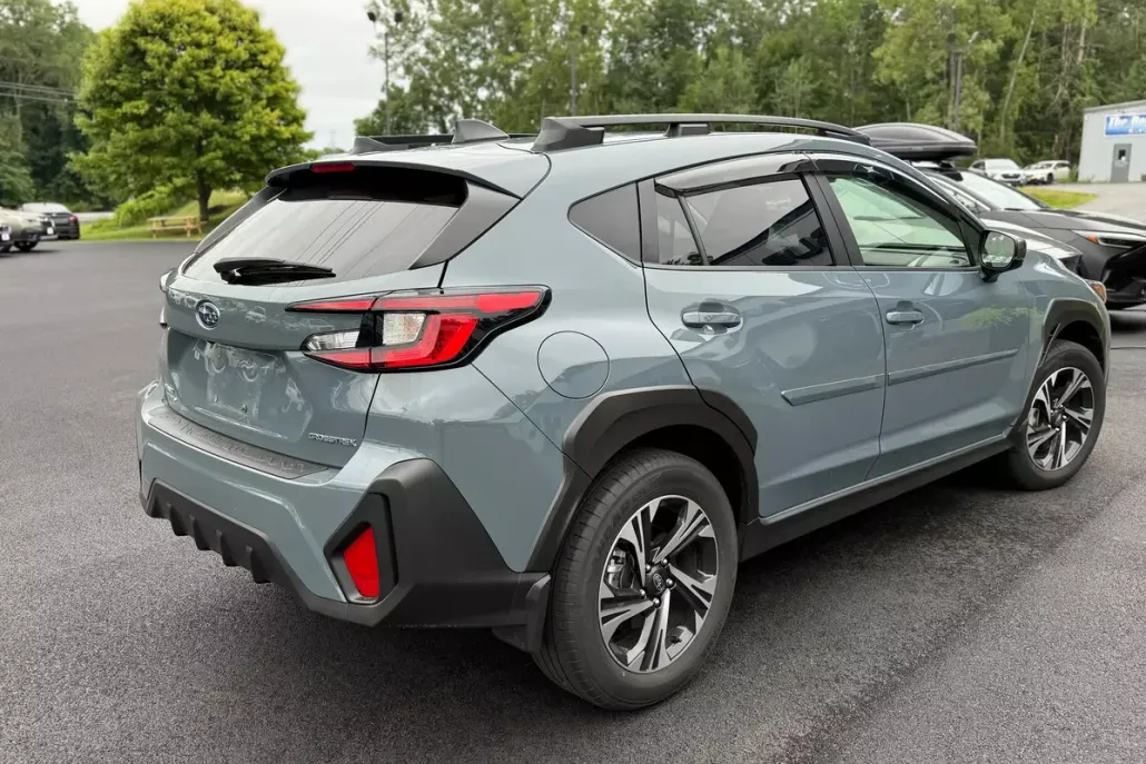 2024 Subaru Crosstrek Premium photo 1
