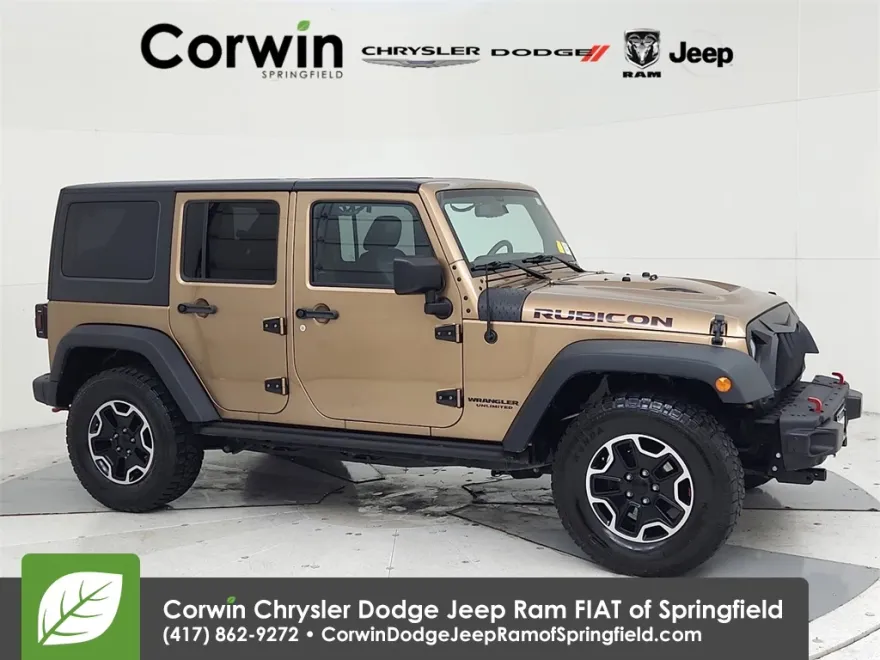 2015 Jeep Wrangler Unlimited Rubicon photo 1