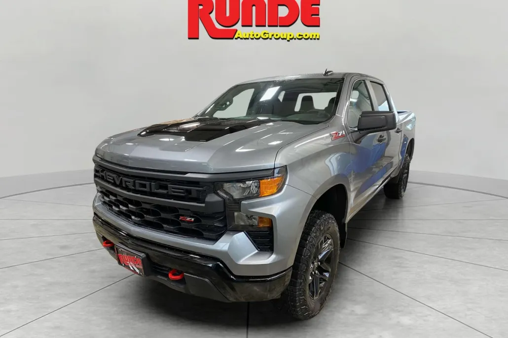 2025 Chevrolet Silverado 1500 Custom Trail Boss photo 1