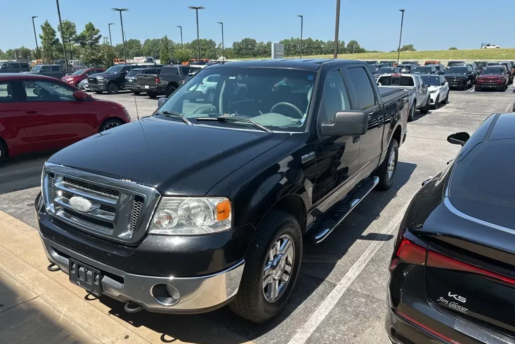 2008 Ford F-150 XLT photo 1