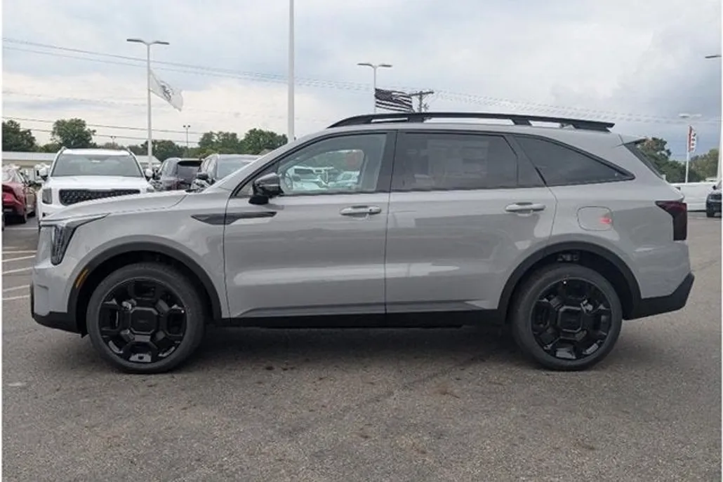 2026 Kia Sorento X-Line SX photo 1