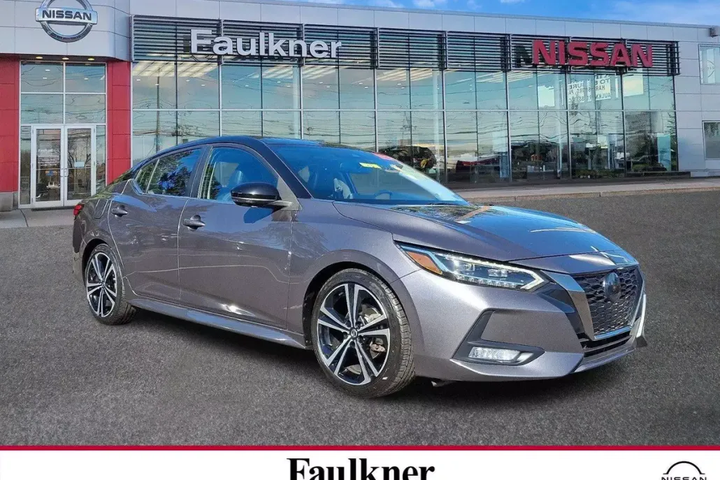 2021 Nissan Sentra SR photo 1