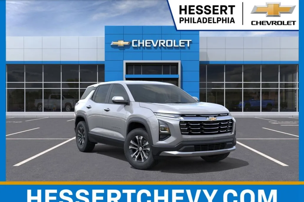 2026 Chevrolet Equinox LT photo 1