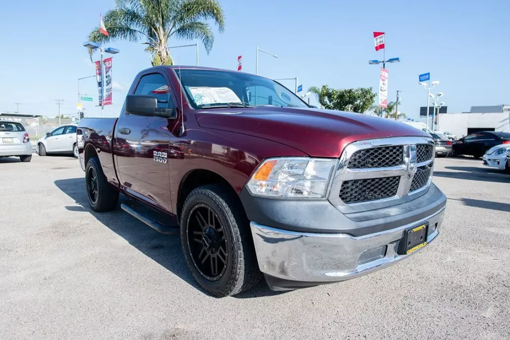 2017 Ram 1500 Tradesman photo 1