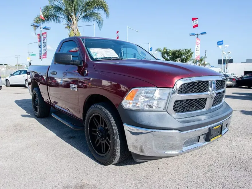 2017 Ram 1500 Tradesman photo 1