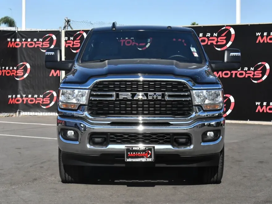 2024 Ram 2500 Big Horn photo 1