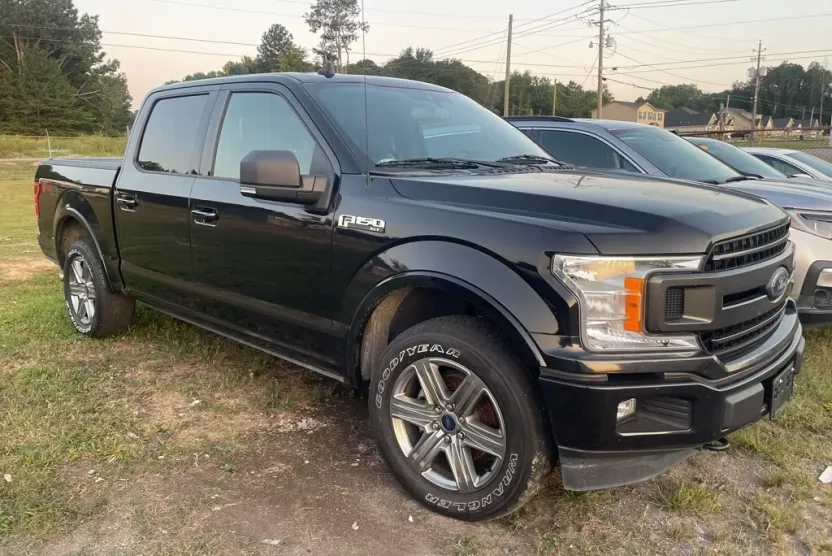 2019 Ford F-150 XLT photo 1