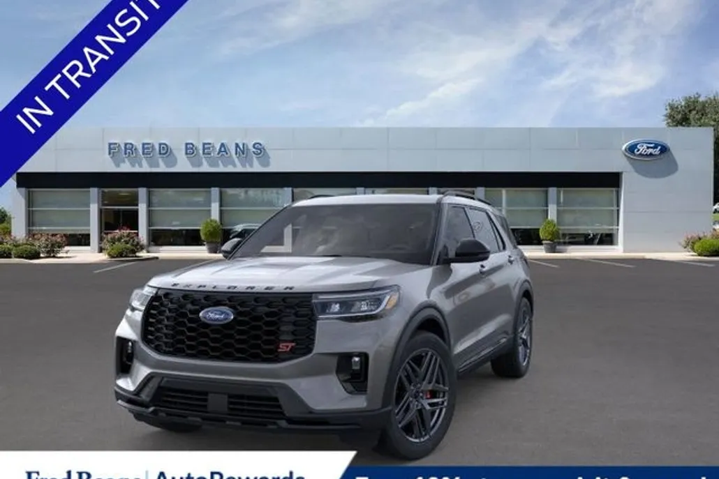 2025 Ford Explorer ST photo 1
