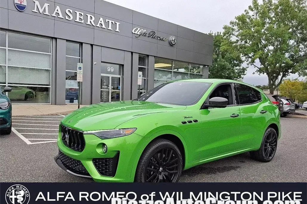 2023 Maserati Levante Modena S photo 1