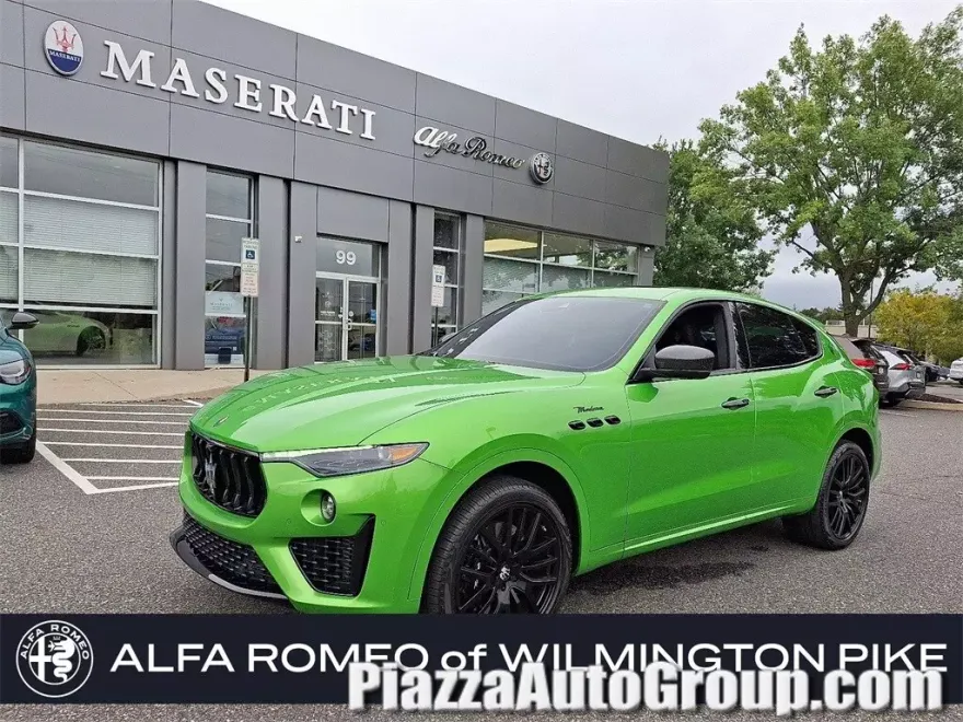2023 Maserati Levante Modena S photo 1