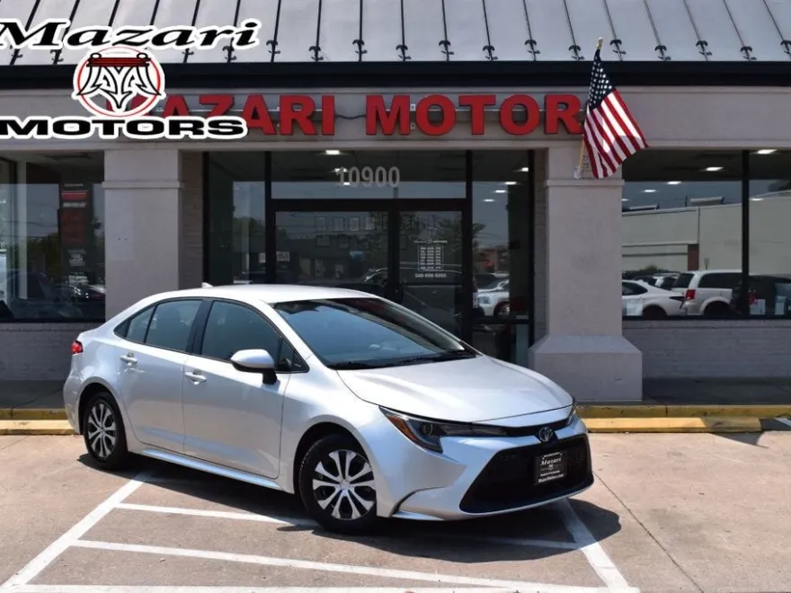 2022 Toyota Corolla Hybrid LE photo 1