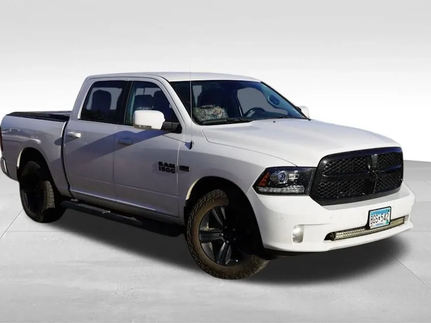 2018 Ram 1500 Sport photo 1