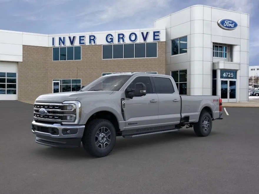 2025 Ford F-350 Lariat photo 1