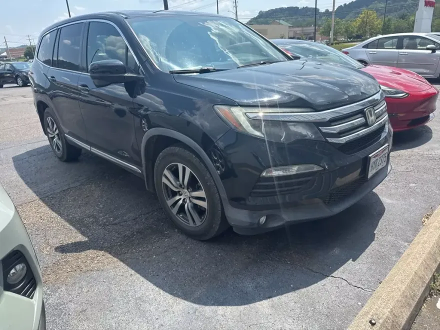 2016 Honda Pilot EX-L photo 1