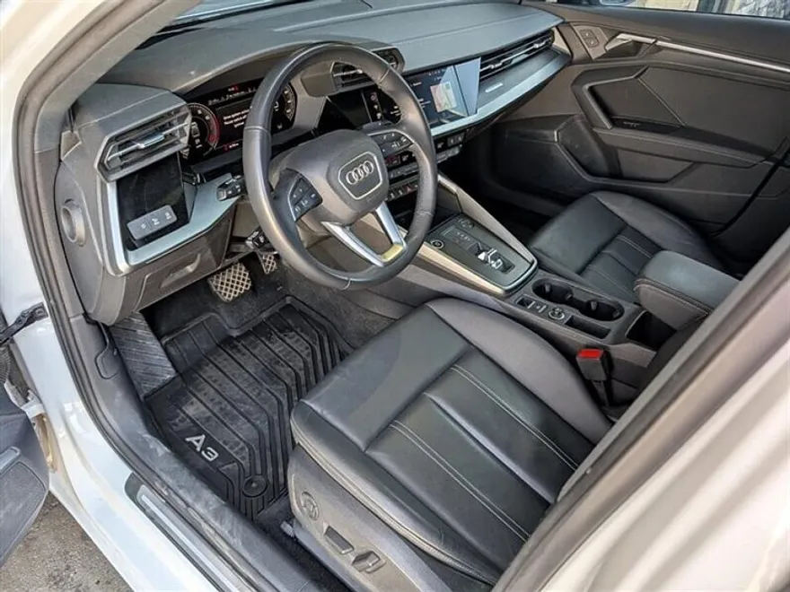 2022 Audi A3 Quattro Prestige 40 photo 1