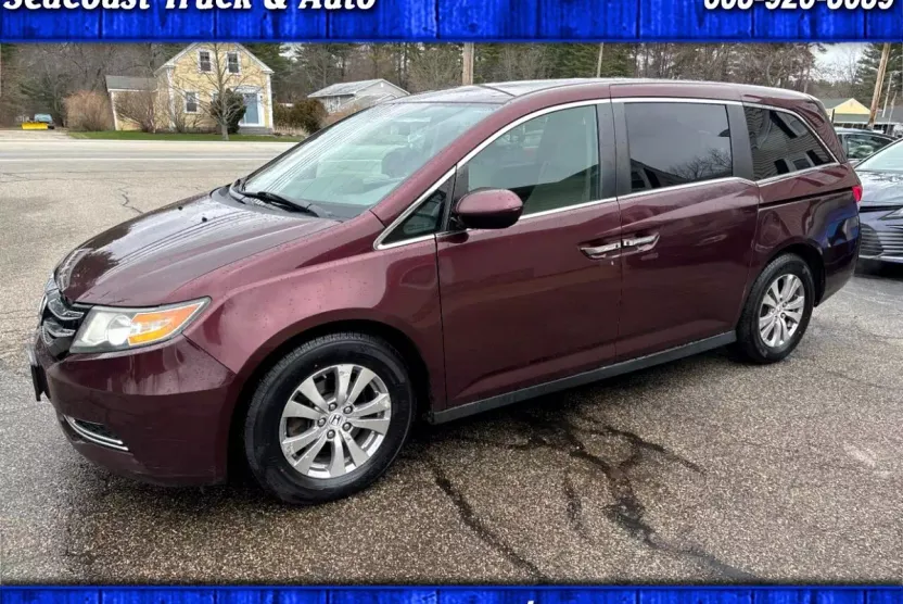 2015 Honda Odyssey EX photo 1