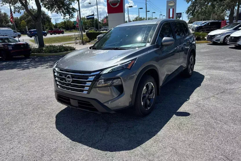 2026 Nissan Rogue SV photo 1