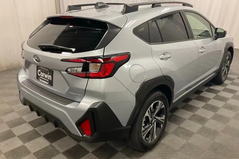 2025 Subaru Crosstrek Premium photo 1