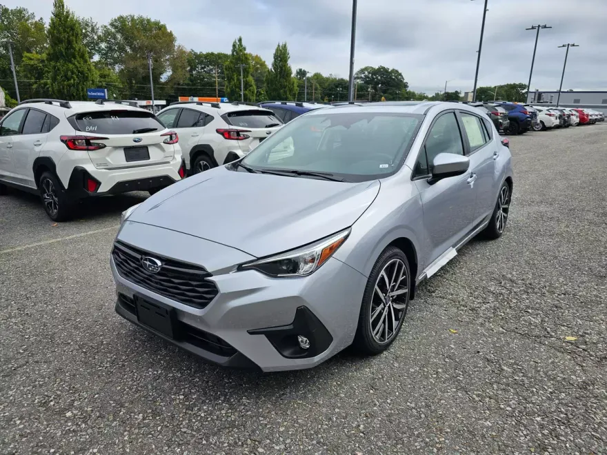 2024 Subaru Impreza Sport photo 1